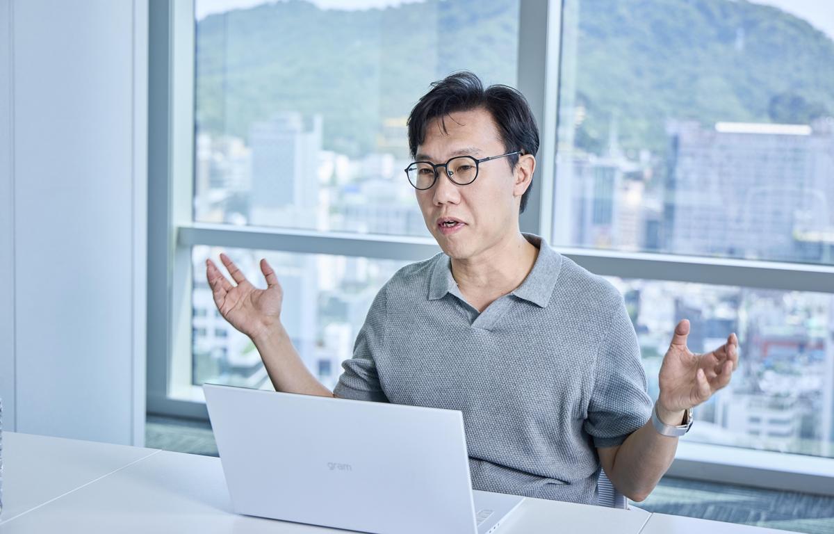 "SK Telecom Consortium: Elite Team from Tech to Service"