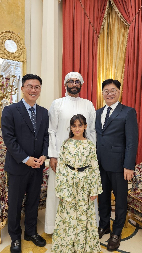 Former UAE Minister Praises Korean Arthritis Treatment