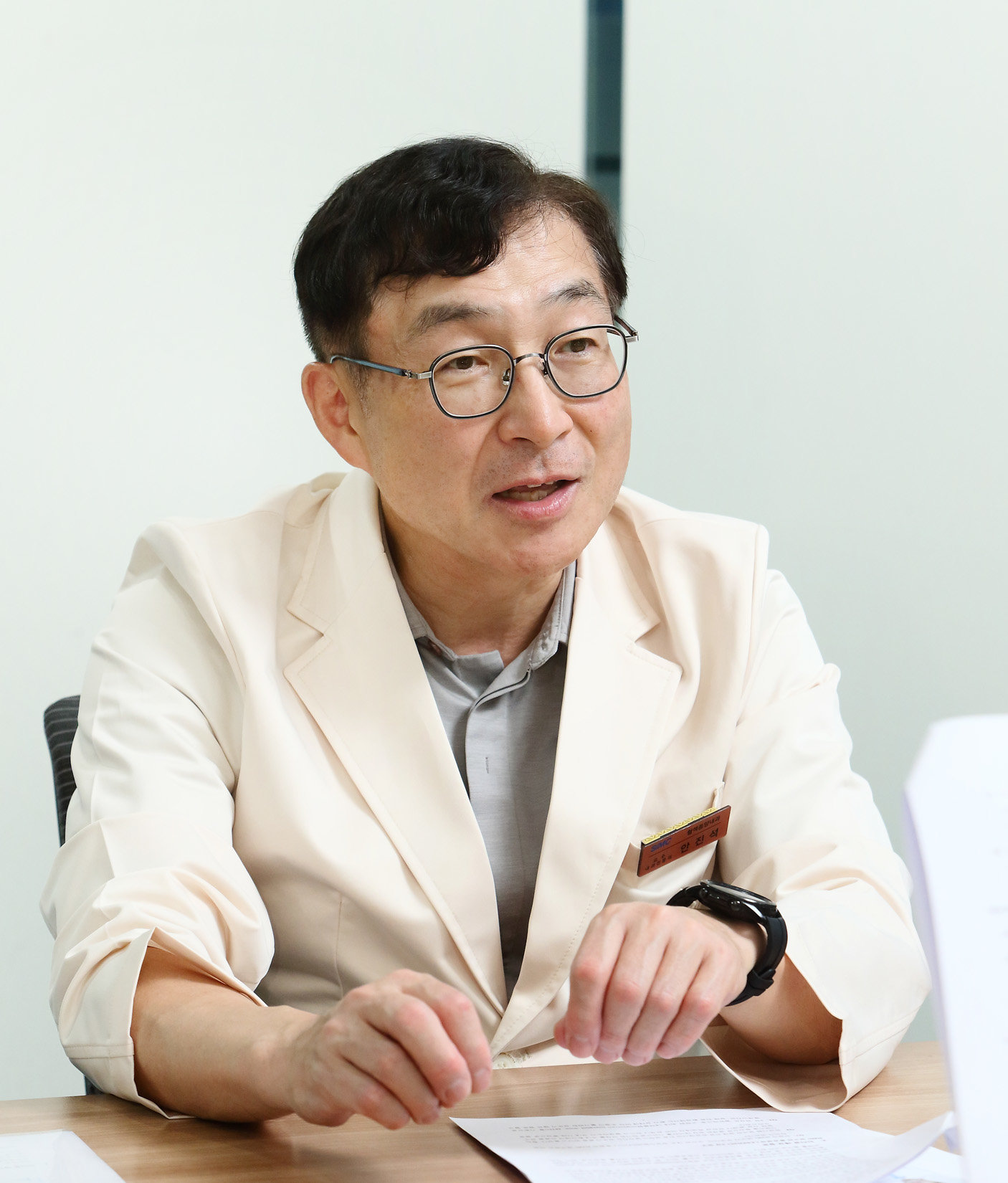 "Domestic Lung Cancer Drug Lazertinib Shows Efficacy in Trials"