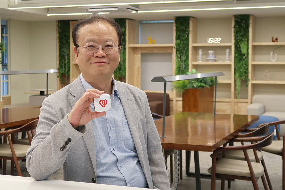Predicting Cardiac Arrest with Contactless Monitoring