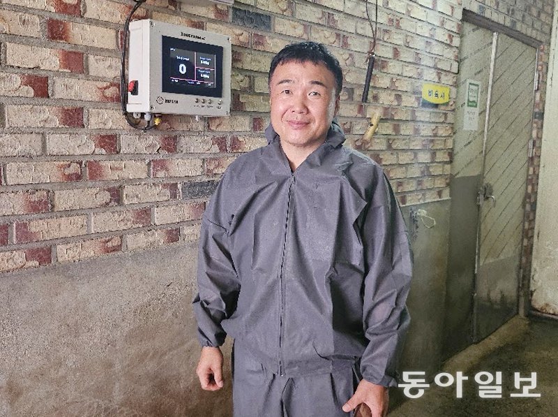 "AI Pig Farming Adopted in 10 Countries"