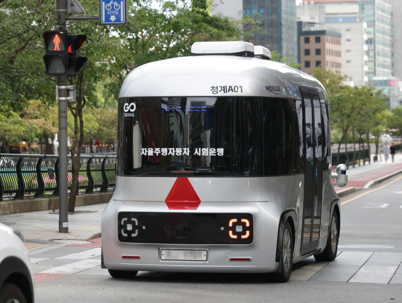 Driverless Autonomous Bus to Operate on Cheonggyecheon