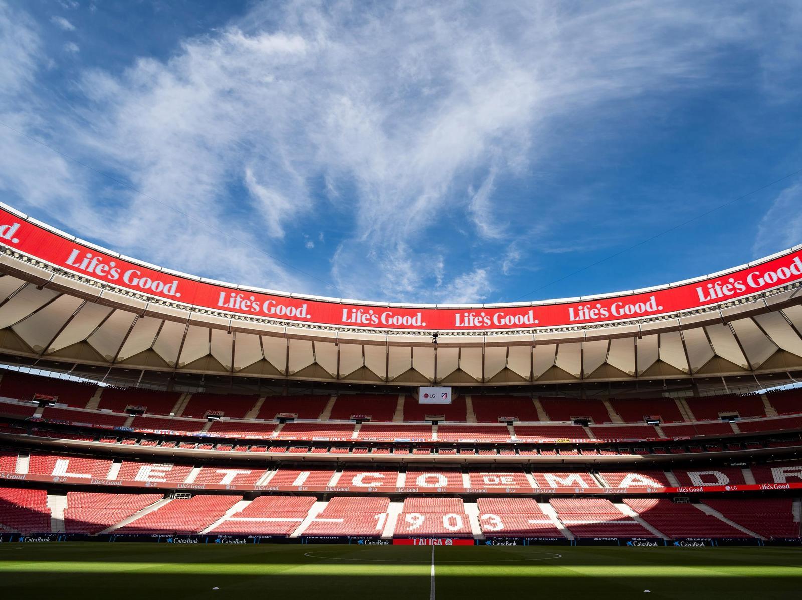 LG Electronics Installs Giant Ribbon Board in Spain Stadium