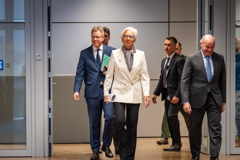 Kira & Company: Fun Fintech Education with Kira