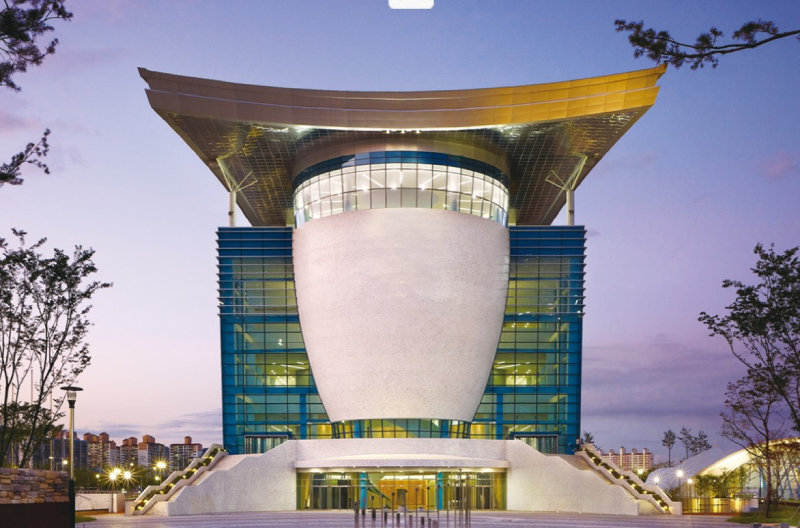 Jensen Huang, Jane Fraser Join 1,700 at APEC