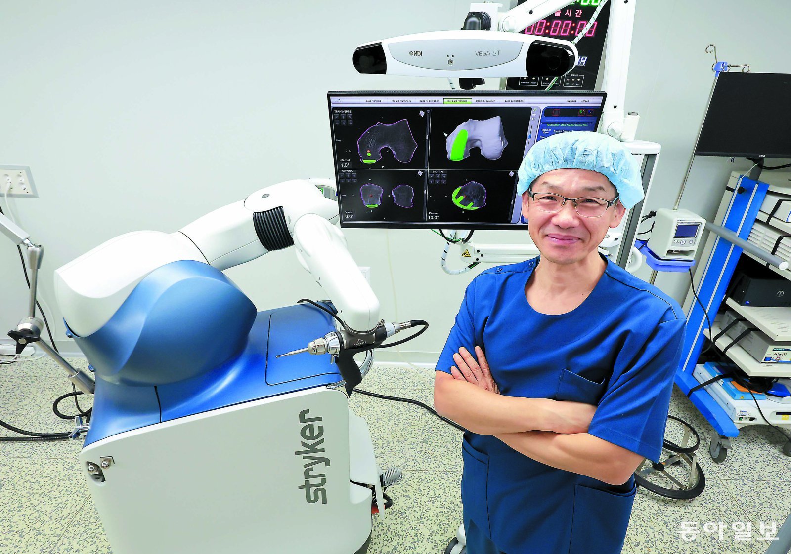 Robots Enhance Precision, Recovery in Knee Surgery