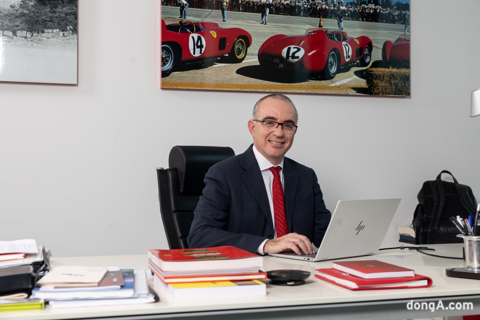 Ferrari to Use Samsung OLEDs in Next-Gen Cars