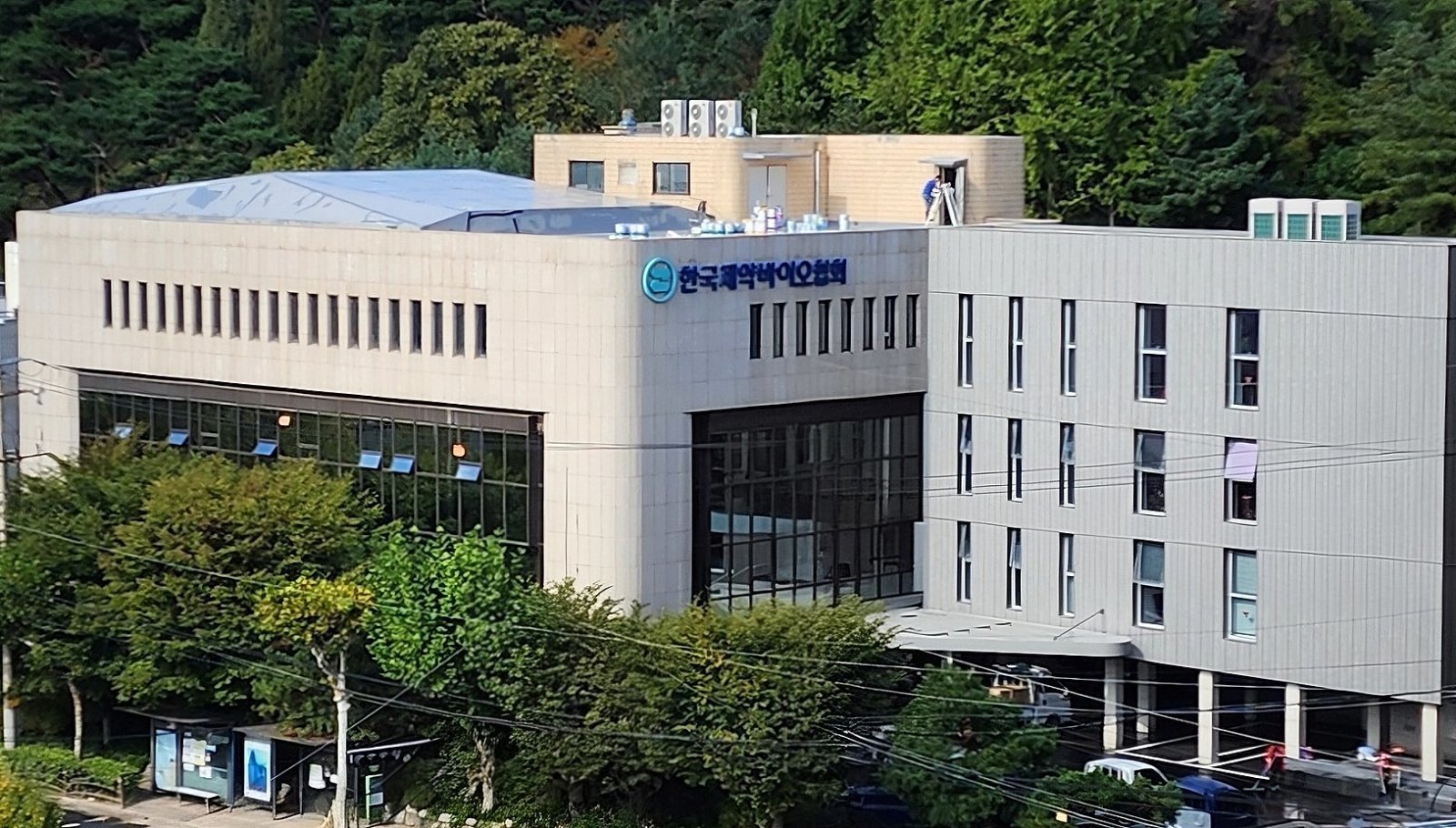 Pharma-Bio Group Urges Full Review of Drug Pricing Reform