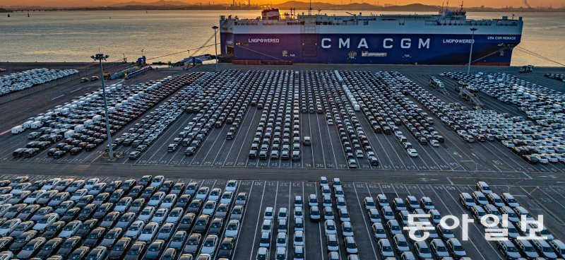 Exports Hit $709.7 Billion; Semiconductors Up, Shipbuilding Down