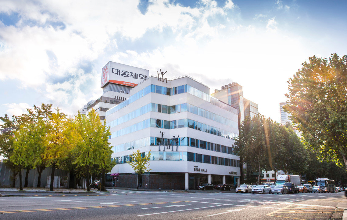 Daewoong Foundation Backs 20 Young Medical Scientists, Expands Aging and Drug R&D