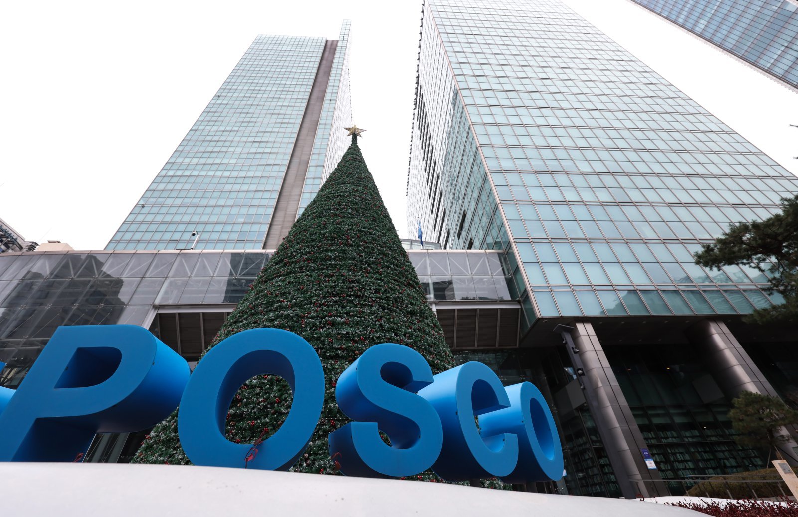 POSCO First in Korea to Develop Naval High-Ductility, Bulletproof Steel