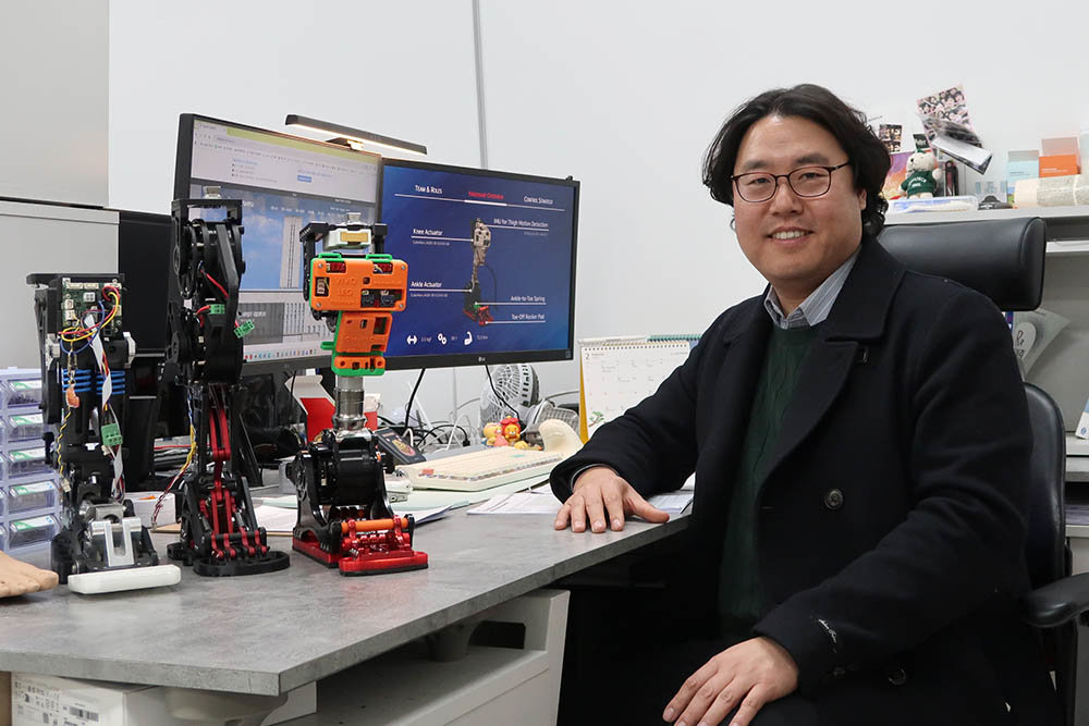 하모니게이트 “AI 로봇 의족으로 절단 장애인 사회 복귀 돕는다” [서울과기대기술지주 미래기업]