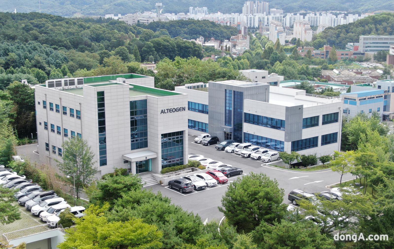 알테오젠, 키트루다 큐렉스 美 조성물 특허 등록… “ALT-B4 제품 IP 전략 첫 성과”