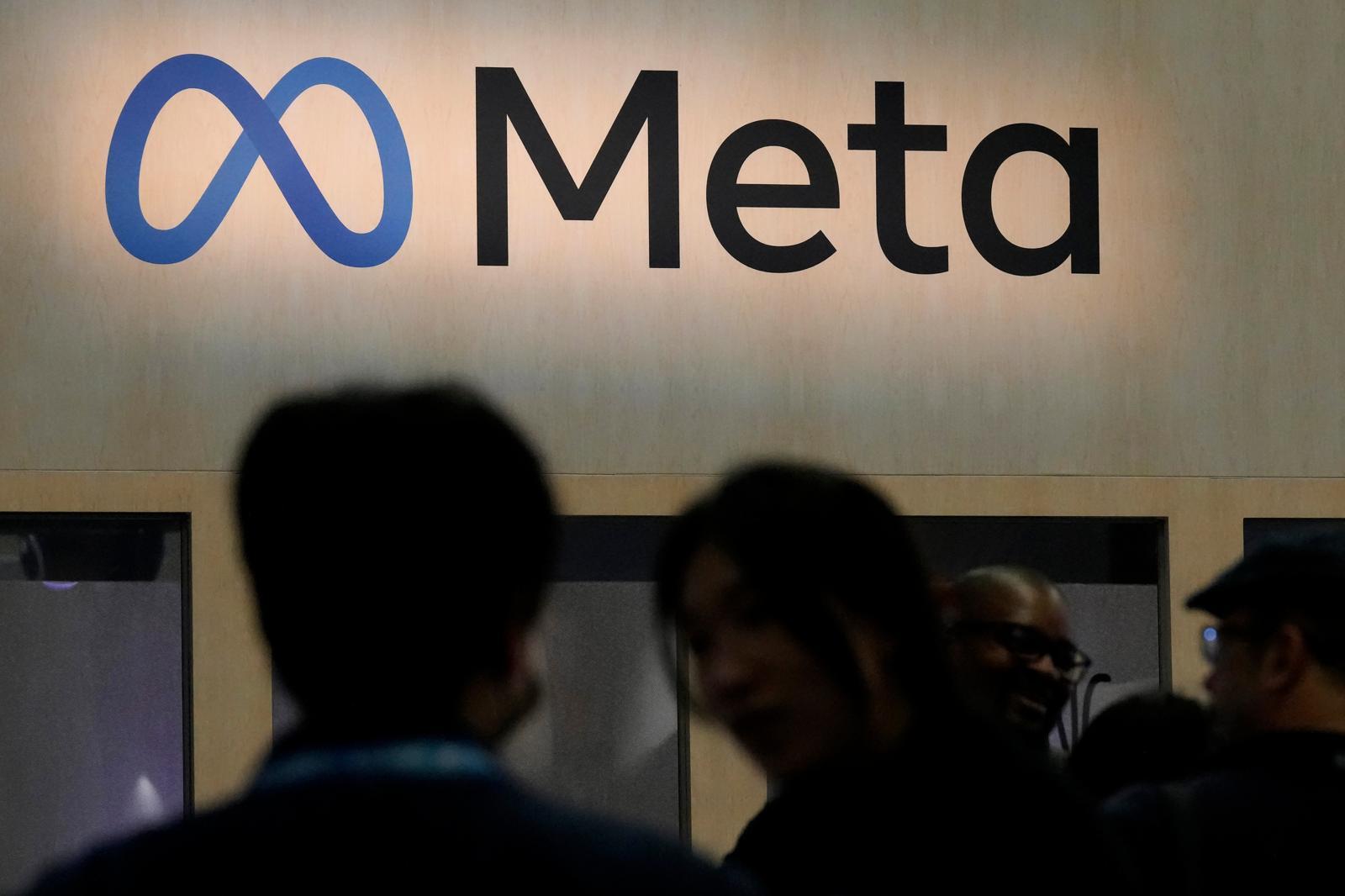 Big Tech Retreats From Metaverse, Races to Profitable AI