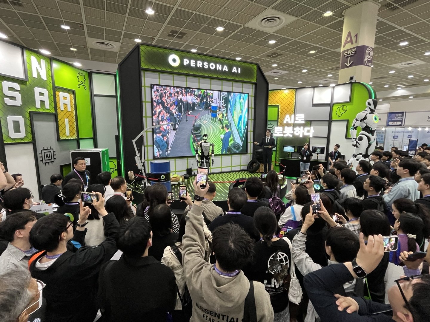 Persona AI Demos Physical Agentic Robot at COEX Expo