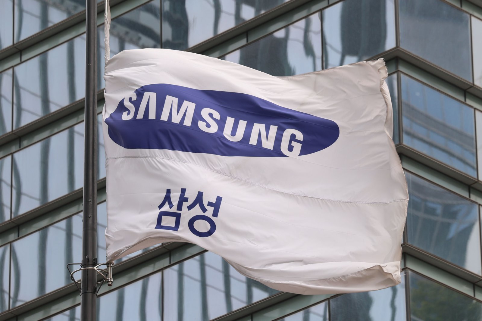 Like HBM, Samsung Develops 3D Stacking for Logic