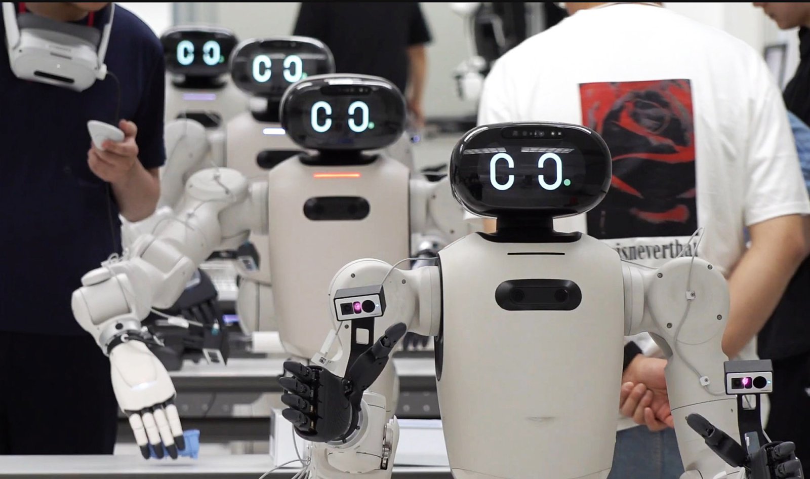 LG Electronics Creates CEO-Led Robotics Unit for Physical AI