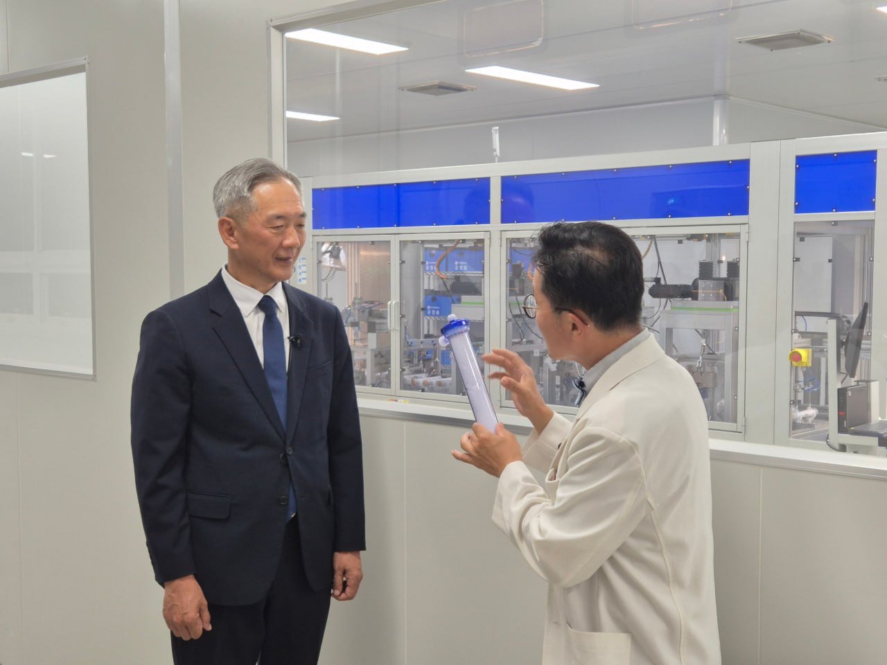 Using 40 Years of Filter Tech to Localize Dialyzers, Target Global Market